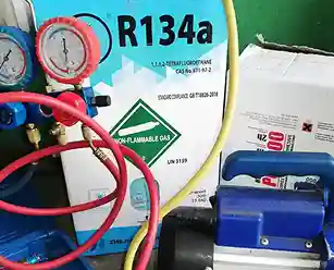 Изображение-заправка фреоном